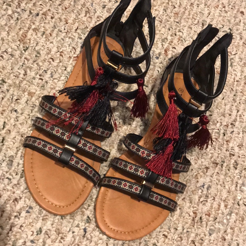 Size 8 black and red tribal sandals